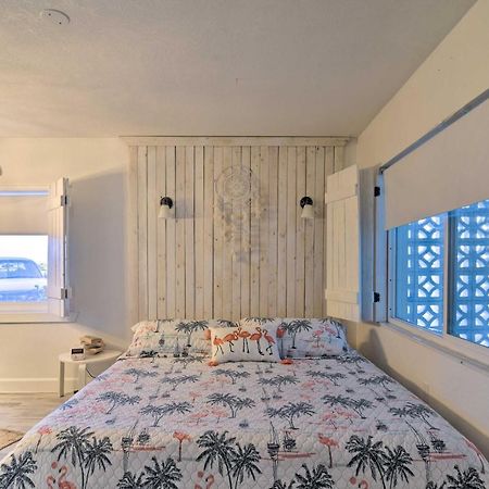 Idyllic Pass-A-Grille Studio - Walk To The Beach! سانت بيتي بيتش المظهر الخارجي الصورة
