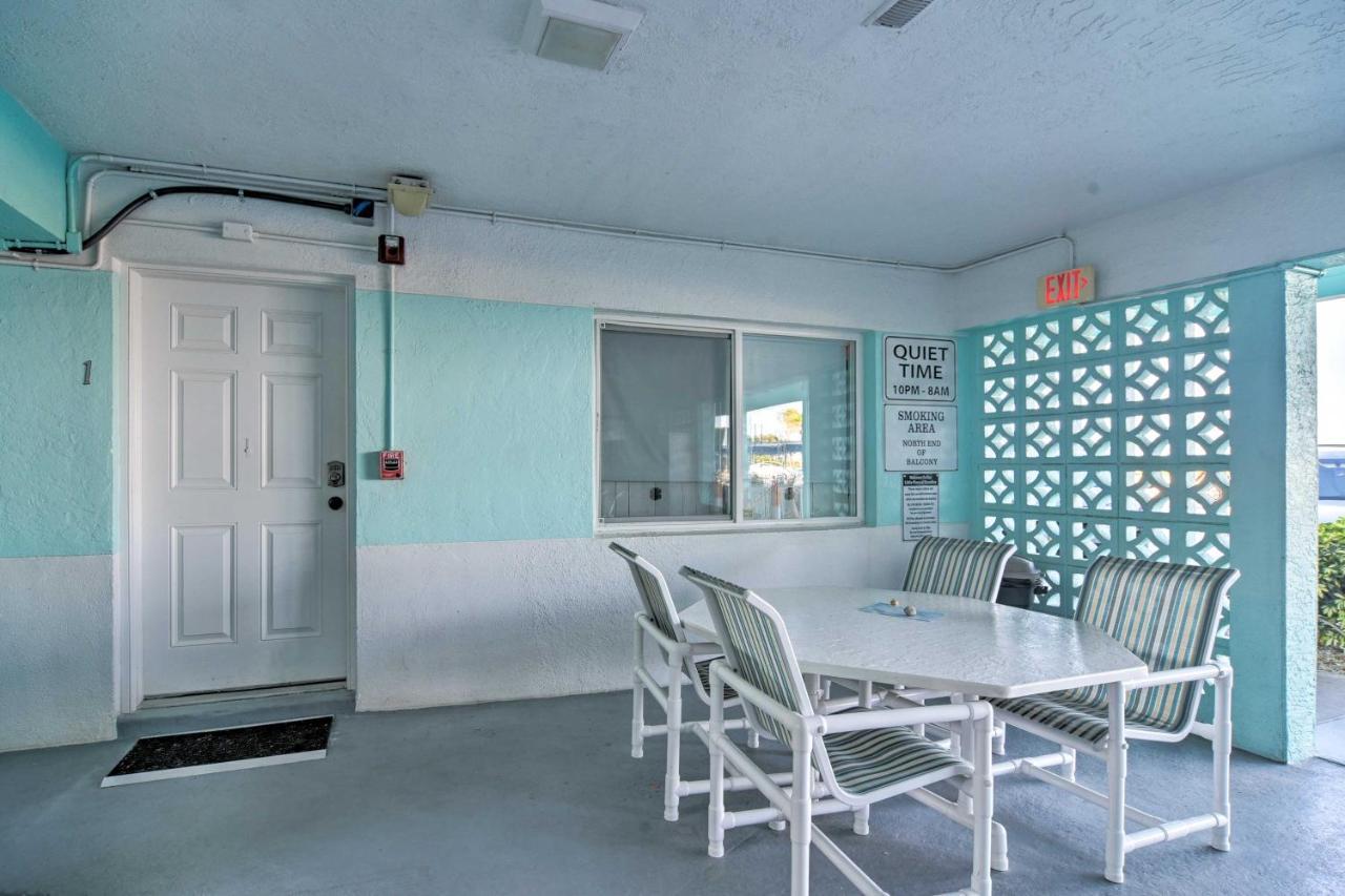 Idyllic Pass-A-Grille Studio - Walk To The Beach! سانت بيتي بيتش المظهر الخارجي الصورة